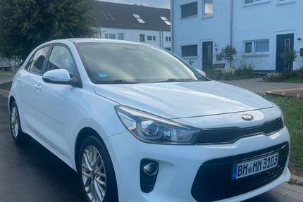 Kia Rio 100.500 km 8.300 &euro; Bergheim 50126