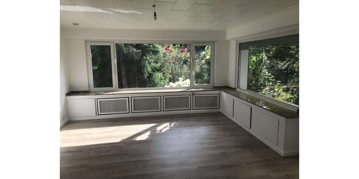Etagenwohnung Meerbusch Necklenbroich - 5 Zimmer, 140 m&sup2;, 2.200&euro; | Angebot:26120362