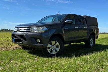 Toyota Hilux 83.000 km 33.500 &euro; Krefeld 47809