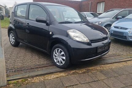 Daihatsu Sirion 92.800 km 3.000 &euro; Wegberg 41844