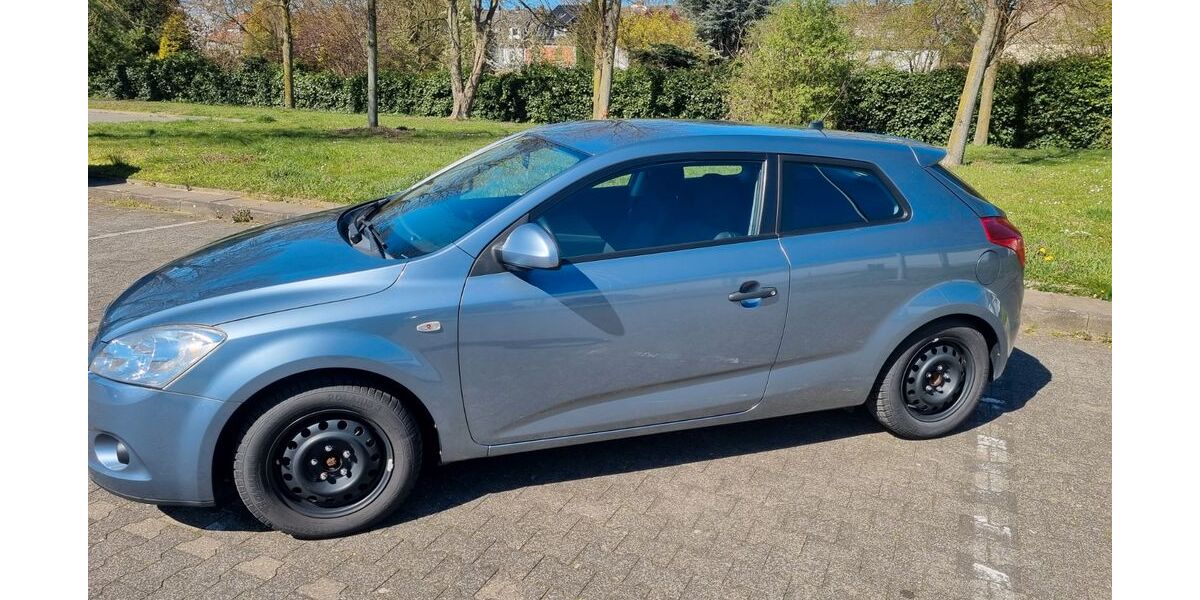 Kia pro ceed / ProCeed 116.442 km 4.500 &euro; Mönchengladbach 41238