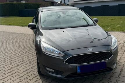 Ford Focus 171.000 km 5.900 &euro; Bergheim 50129