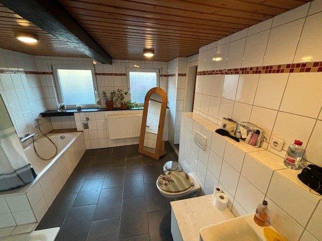 Doppelhaushälfte Mönchengladbach Wickrathberg - 5 Zimmer, 150 m&sup2;, 346.000&euro; | Angebot:25705955