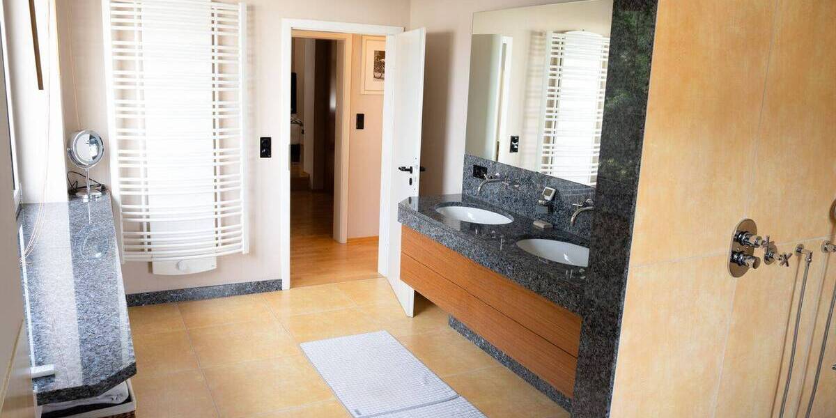 Einfamilienhaus Leverkusen Opladen - 8 Zimmer, 280 m&sup2;, 989.000&euro; | Angebot:26189026