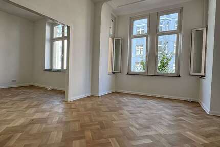 Wohnung Düsseldorf Friedrichstadt - 4 Zimmer, 109 m&sup2;, 1.750&euro; | Angebot:26992308