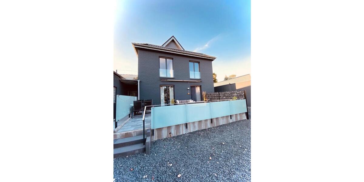 Erdgeschoßwohnung Hückelhoven - 3 Zimmer, 103 m&sup2;, 1.140&euro; | Angebot:25941043