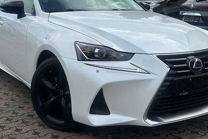 Lexus IS 300 89.500 km 26.748 &euro; Mönchengladbach 41063