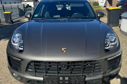 Porsche Macan 242.400 km 23.900 &euro; Ratingen 40885