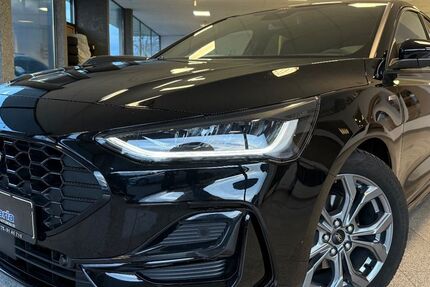 Ford Focus 27.445 km 19.800 &euro; Golzheim 52399