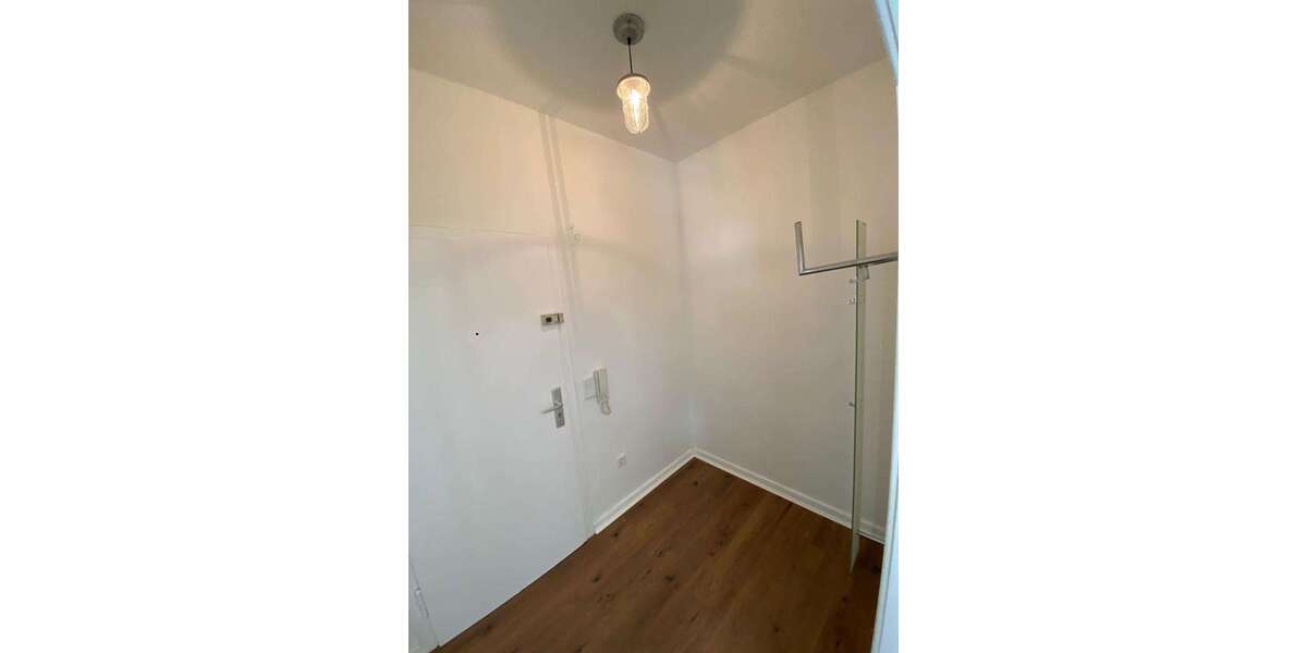 D-Zoo, möbl. 2 Zi. ETW, ruhig und Zentral in Einkaufsstraße , ca. 40qm Wfl., 8qm Keller - Appartement Düsseldorf Stadtbezirk 2 | Angebot:24612800