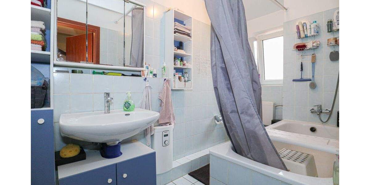 Reihenmittelhaus Neuss / Weckhoven Weckhoven - 5 Zimmer, 101 m&sup2;, 355.000&euro; | Angebot:25689668