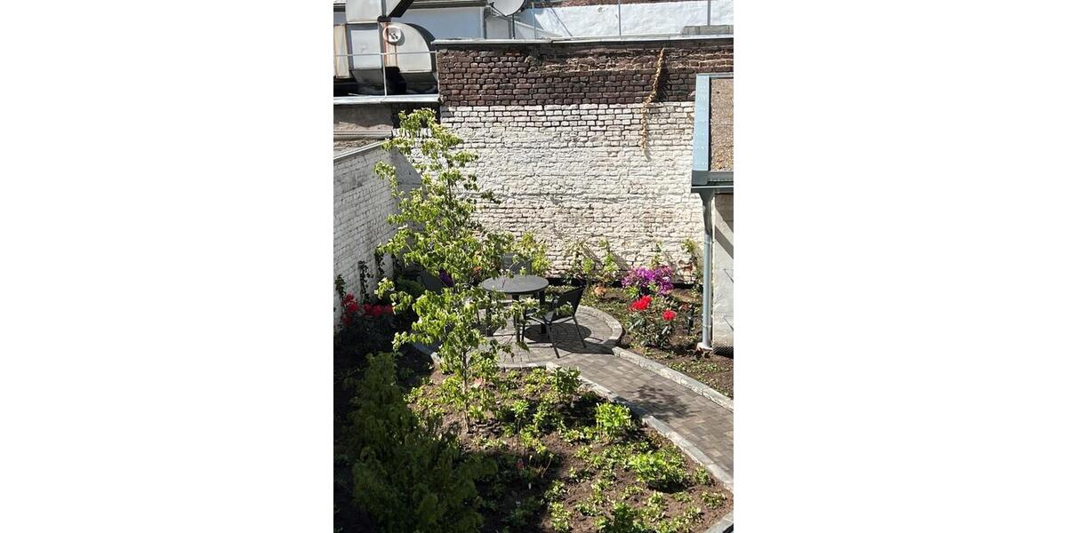 Dachgeschoßwohnung Düsseldorf Pempelfort - 1 Zimmer, 69 m&sup2;, 1.425&euro; | Angebot:25378670