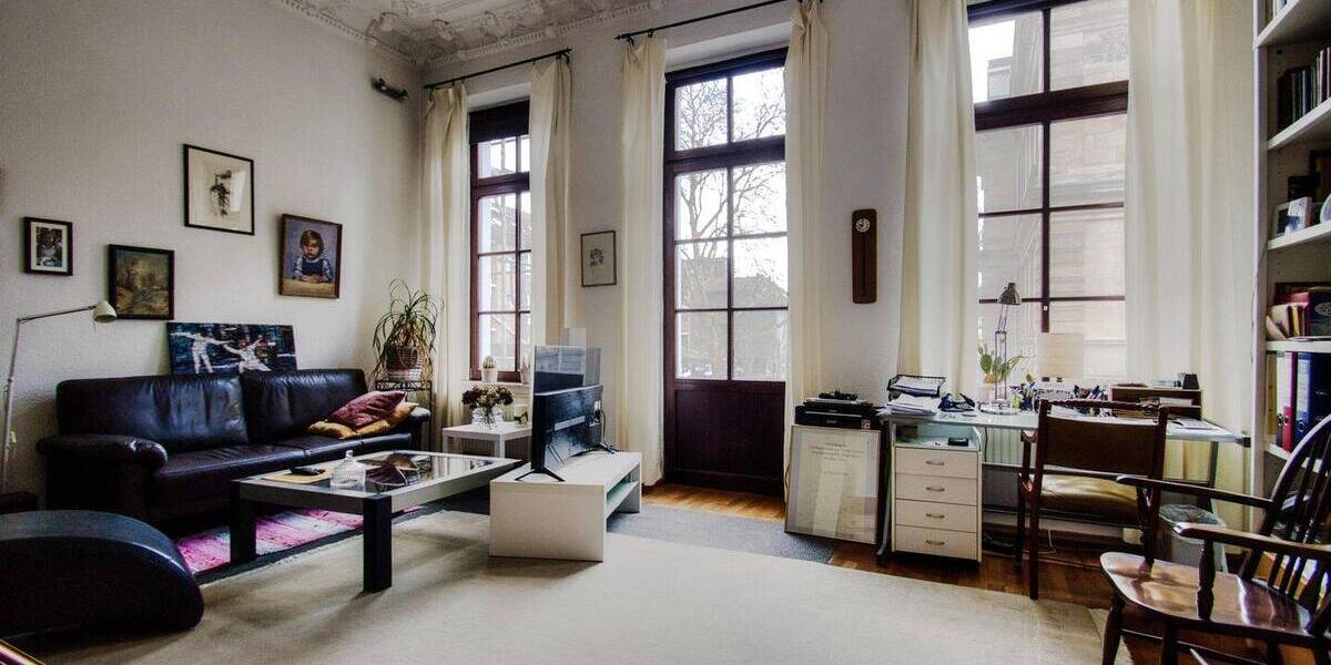 Mehrfamilienhaus, Wohnhaus Krefeld Stadtmitte - 1 Zimmer, 237 m&sup2;, 475.000&euro; | Angebot:26189077