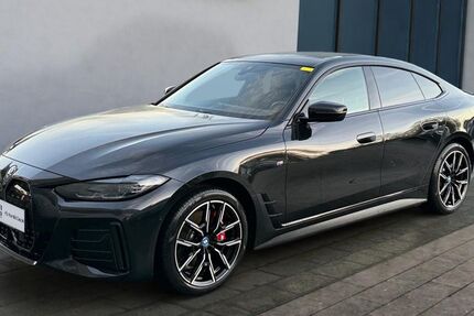 BMW i4 26.300 km 38.399 &euro; Meerbusch 40668