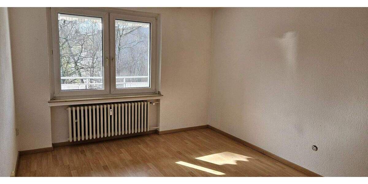 Etagenwohnung Düsseldorf Wersten - 3 Zimmer, 73 m&sup2;, 249.000&euro; | Angebot:25735204