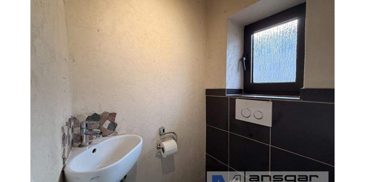 Mehrfamilienhaus, Wohnhaus Mönchengladbach / Heyden Rheydt - 6 Zimmer, 123 m&sup2;, 295.000&euro; | Angebot:25726251