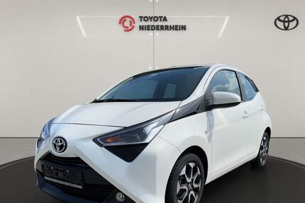 Toyota Aygo (X) 33.800 km 11.888 &euro; Krefeld 47809