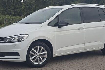VW Touran 166.000 km 15.500 &euro; Bedburg 50181