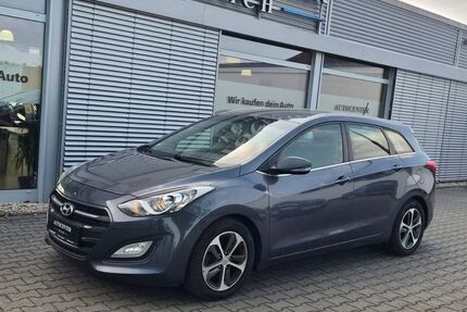 Hyundai i30 250.000 km 5.999 &euro; Jülich 52428