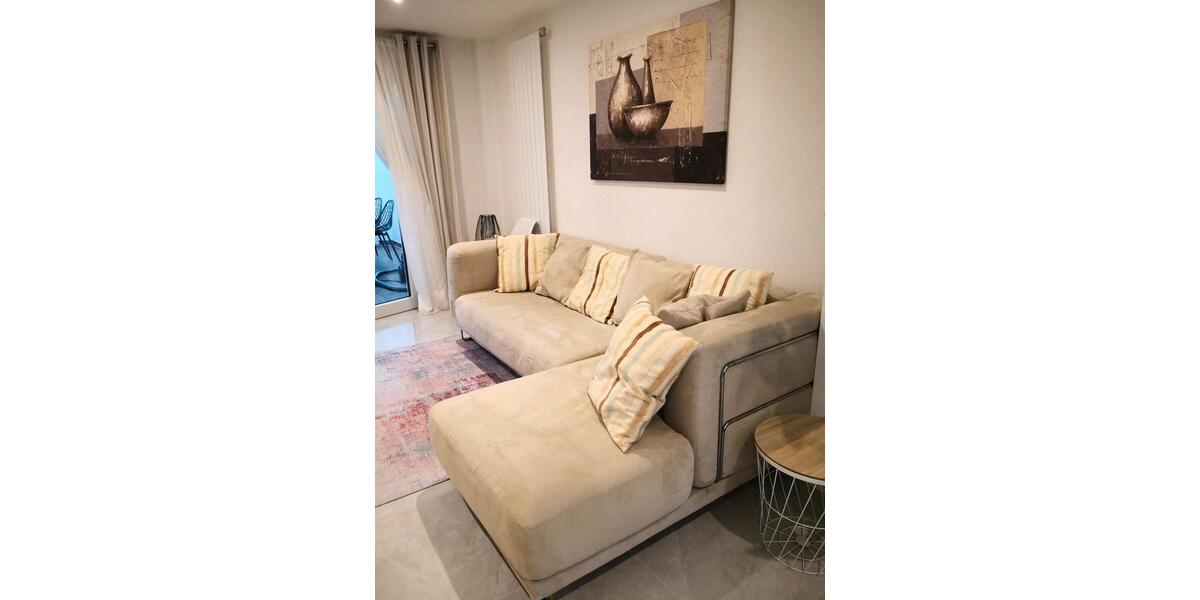 Einfamilienhaus Hilden - 5 Zimmer, 90 m&sup2;, 3.300&euro; | Angebot:25852142