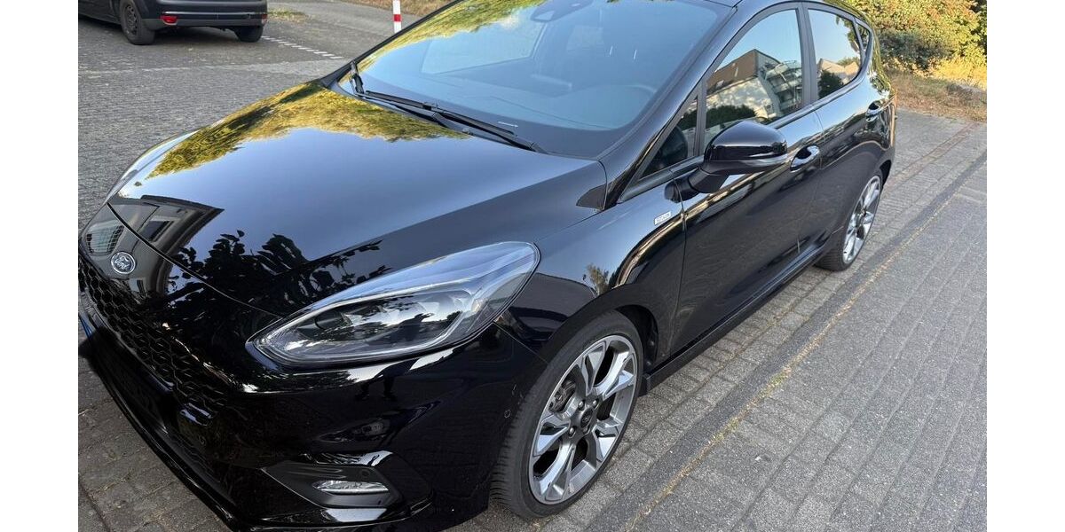Ford Fiesta 23.000 km 14.700 &euro; Leverkusen 51373