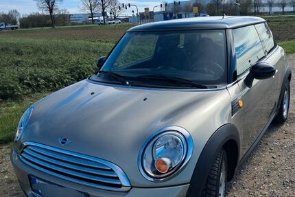 Mini Cooper 31.000 km 11.900 &euro; Grevenbroich 41515