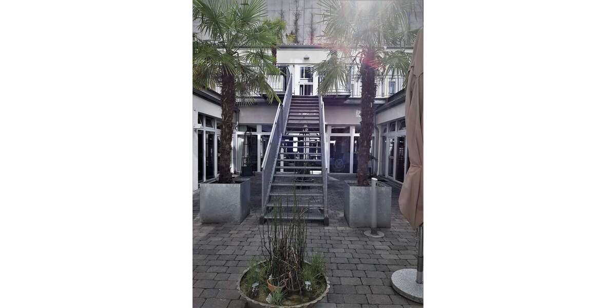 Zimmer Düsseldorf Stadtmitte - 1 Zimmer, 1.300&euro; | Angebot:23030928