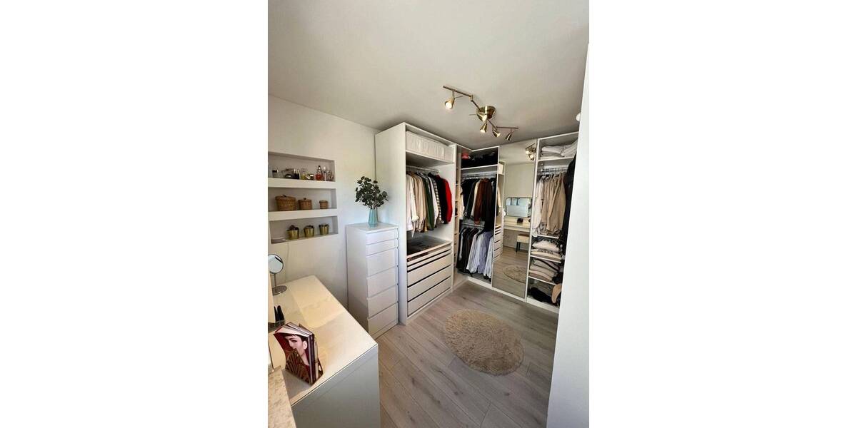 Etagenwohnung Mönchengladbach Stadtmitte - 4 Zimmer, 90 m&sup2;, 198.000&euro; | Angebot:26170773