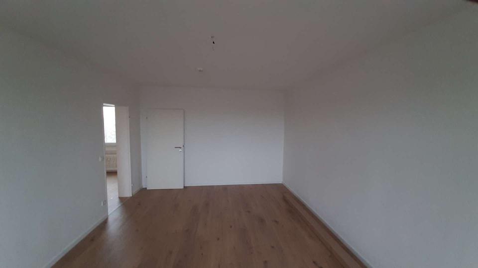 Etagenwohnung Krefeld Fischeln - 3 Zimmer, 85 m&sup2;, 740&euro; | Angebot:24802205