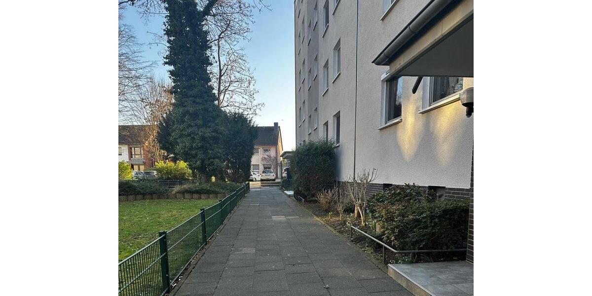 Etagenwohnung Monheim am Rhein - 4 Zimmer, 95 m&sup2;, 295.000&euro; | Angebot:25875307