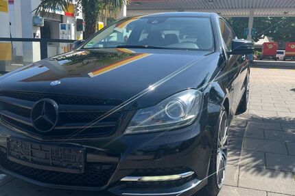 Mercedes-Benz C 220 299.000 km 7.400 &euro; Bedburg 50181
