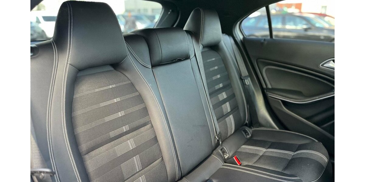 Mercedes-Benz A 220 CDI / AMG / Pano / Kamera / Navi / Euro6 195.000 km 15.890 &euro; Mönchengladbach 41066