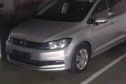 VW Touran 219.000 km 11.000 &euro; Düsseldorf 40227