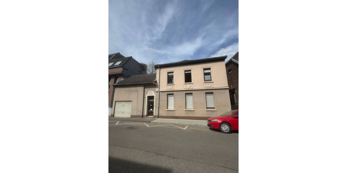 Einfamilienhaus Mönchengladbach Geneicken - 6 Zimmer, 147 m&sup2;, 139.000&euro; | Angebot:26176319