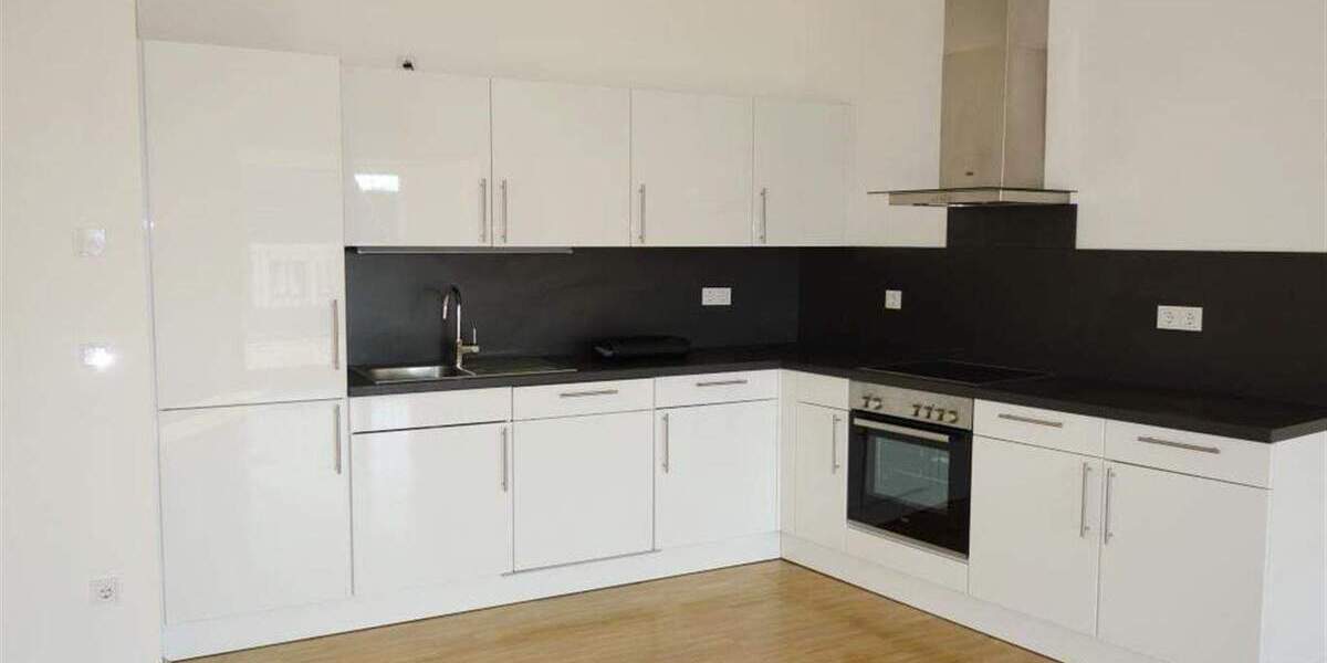 Zimmer Mönchengladbach Stadtmitte - 3 Zimmer, 89 m&sup2;, 1.185&euro; | Angebot:25707475