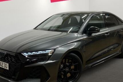 Audi RS3 6.900 km 67.980 &euro; Neuss 41464