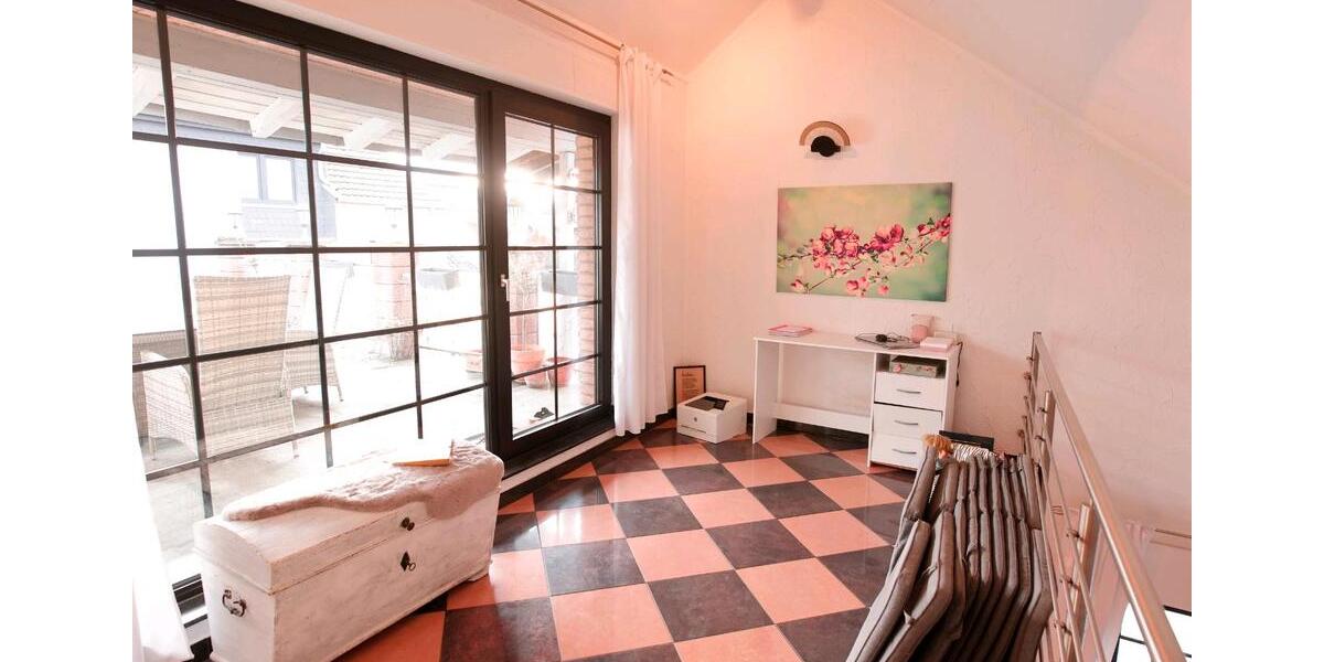 Maisonettenwohnung Elsdorf - 6.5 Zimmer, 190 m&sup2;, 1.650&euro; | Angebot:25875991