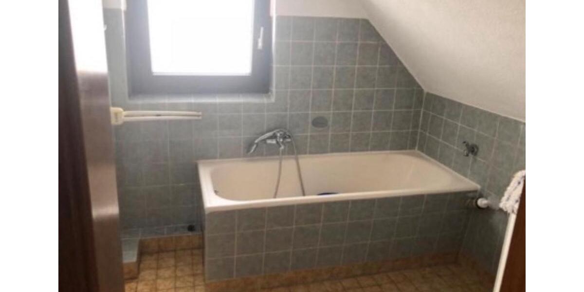 Dachgeschoßwohnung Kaarst - 2 Zimmer, 63 m&sup2;, 770&euro; | Angebot:26261708