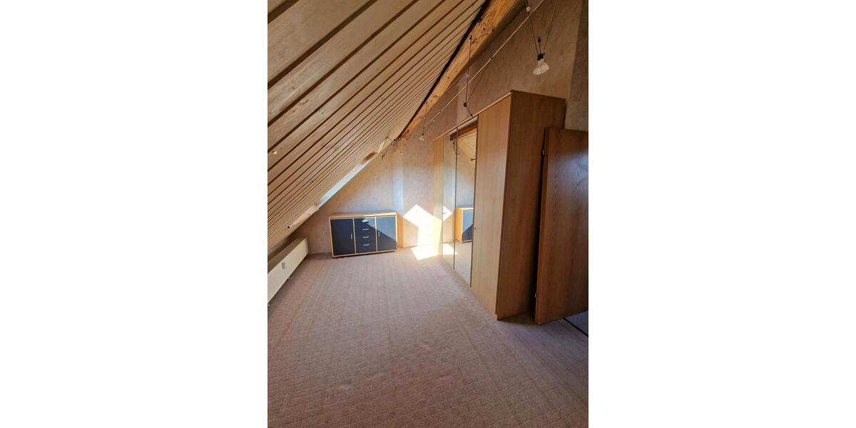 Etagenwohnung Düsseldorf Stadtbezirk 2 - 2 Zimmer, 72 m&sup2;, 1.130&euro; | Angebot:25894304