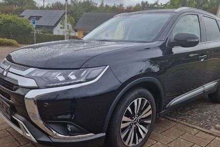Mitsubishi Outlander 87.500 km 17.950 &euro; Viersen 41748