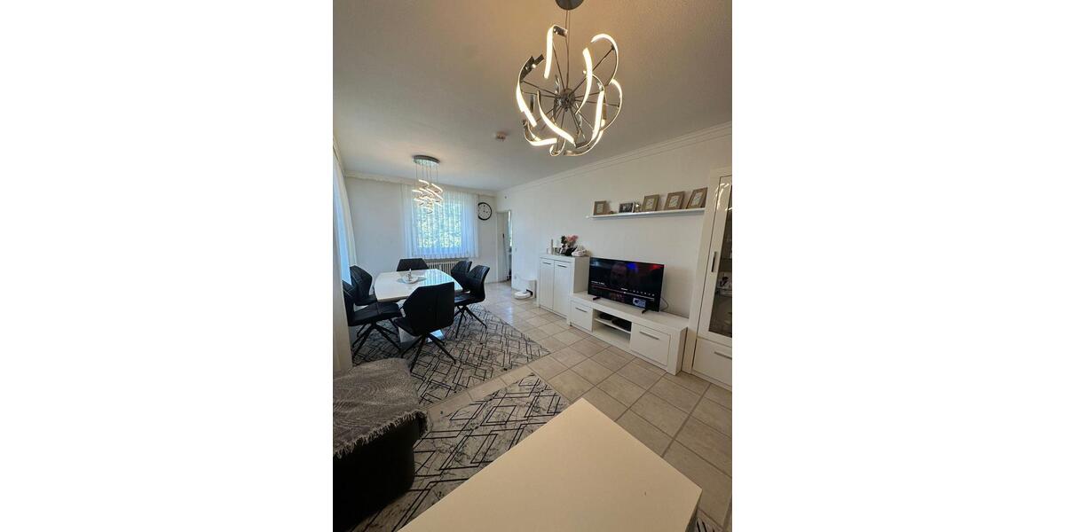 Etagenwohnung Neuss Reuschenberg - 3 Zimmer, 72 m&sup2;, 275.000&euro; | Angebot:25270496