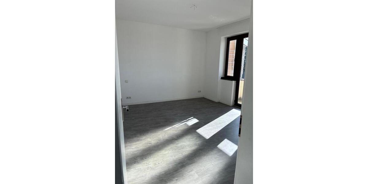 Etagenwohnung Hilden - 3 Zimmer, 92 m&sup2;, 1.175&euro; | Angebot:26032938