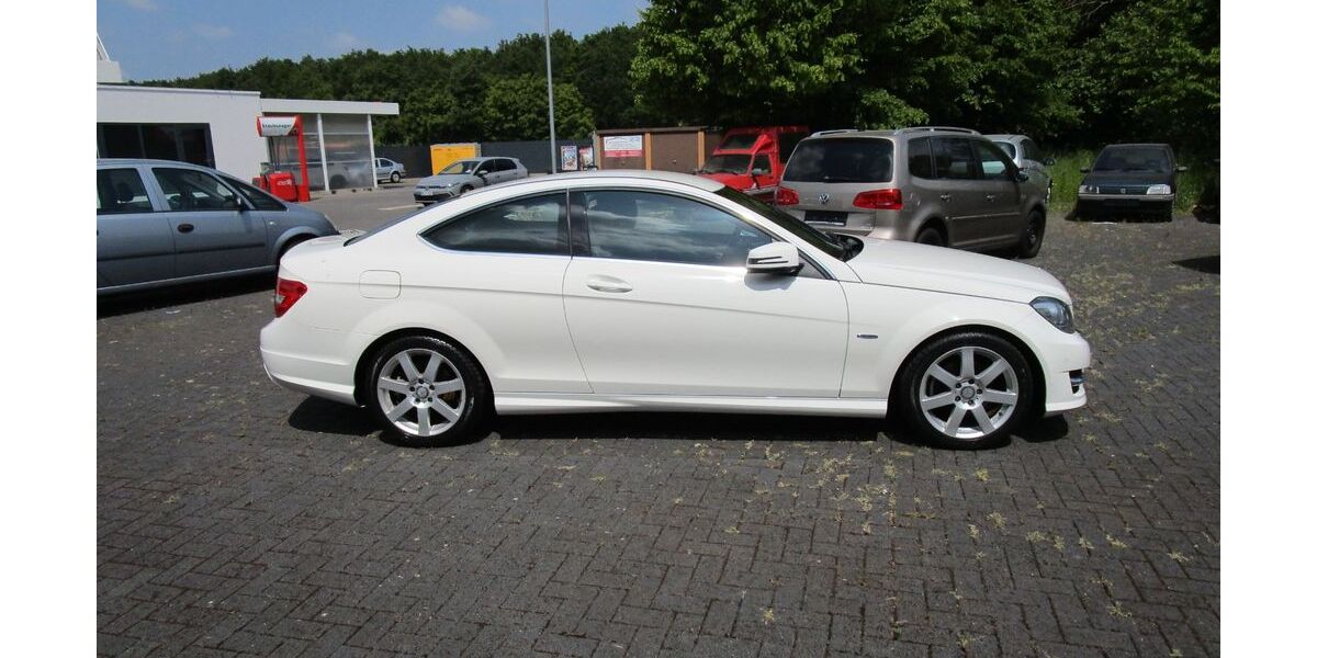 Mercedes-Benz C 250 92.000 km 16.990 &euro; BERGHEIM 50126