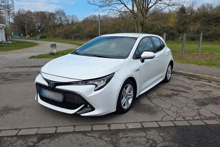 Toyota Corolla 88.000 km 15.470 &euro; Düsseldorf 40589