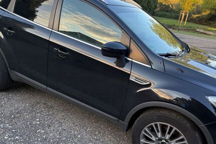 Ford Kuga 207.000 km 5.350 &euro; Krefeld 47803