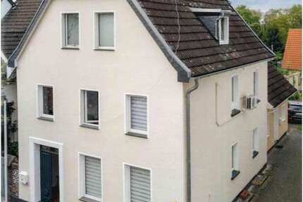 Haus Monheim - 8 Zimmer, 186 m&sup2;, 649.000&euro; | Angebot:26221656