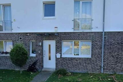 Haus Krefeld Gellep-Stratum - 4 Zimmer, 176 m&sup2;, 2.300&euro; | Angebot:25998363