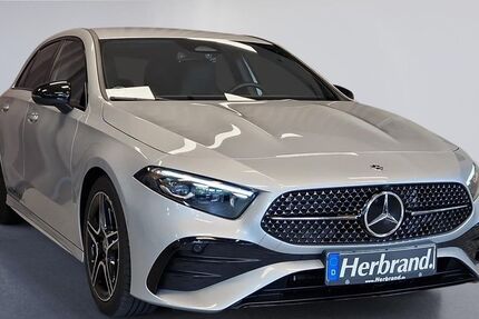 Mercedes-Benz A 200 8.735 km 31.990 &euro; Krefeld 47800