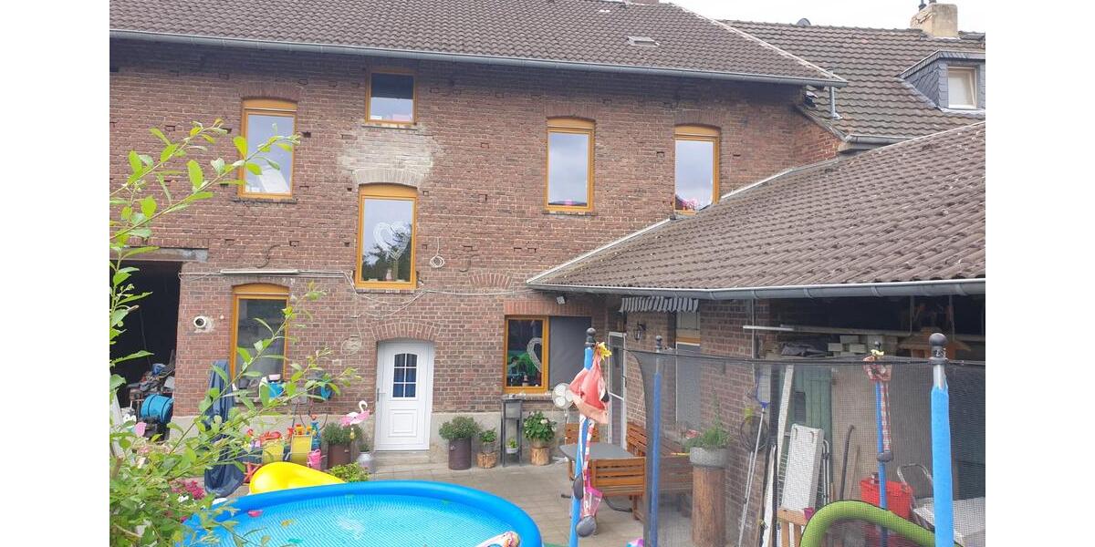 Einfamilienhaus Linnich - 8 Zimmer, 150 m&sup2;, 460.000&euro; | Angebot:25282171