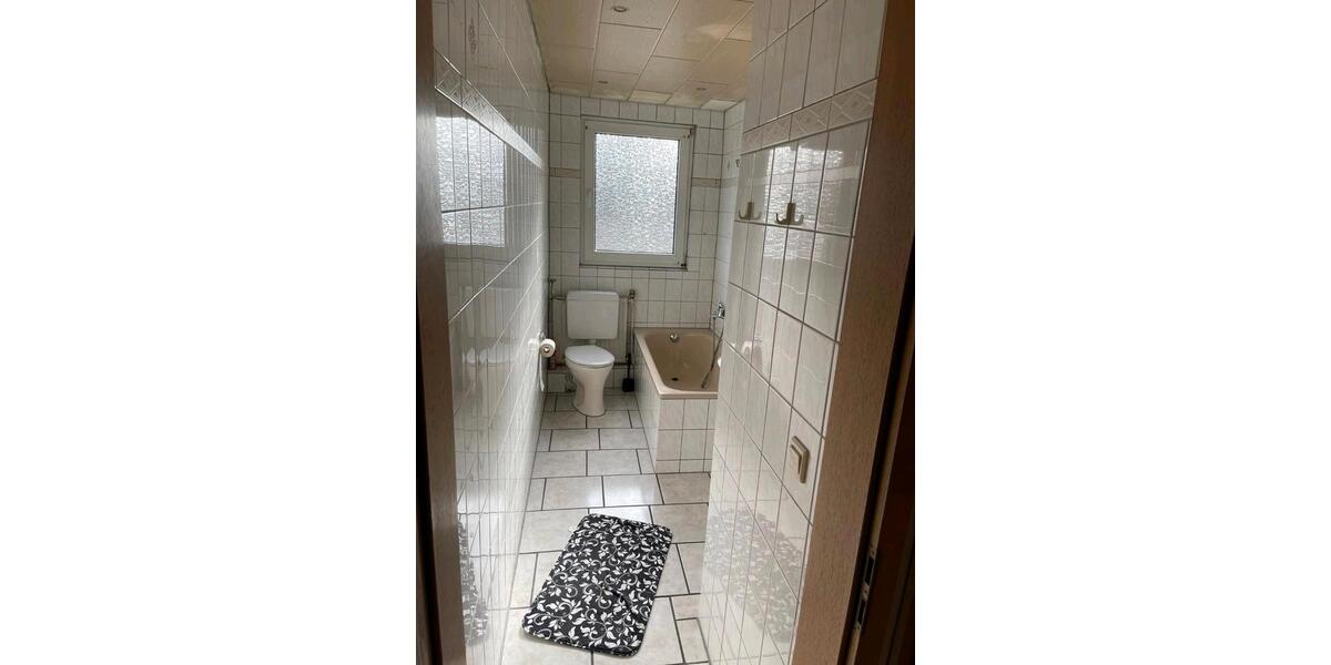 Etagenwohnung Krefeld Benrad - 2 Zimmer, 55 m&sup2;, 99.000&euro; | Angebot:26169707